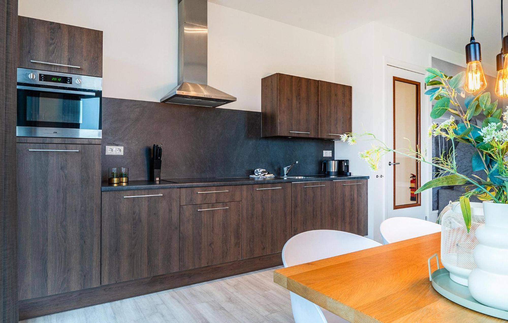 Stunning In With Kitchen *